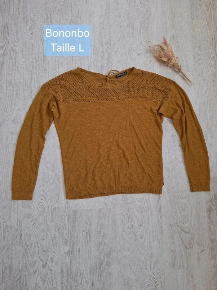 Jersey de mujer color camello con detalles calados Bonobo - Talla L – photo 2
